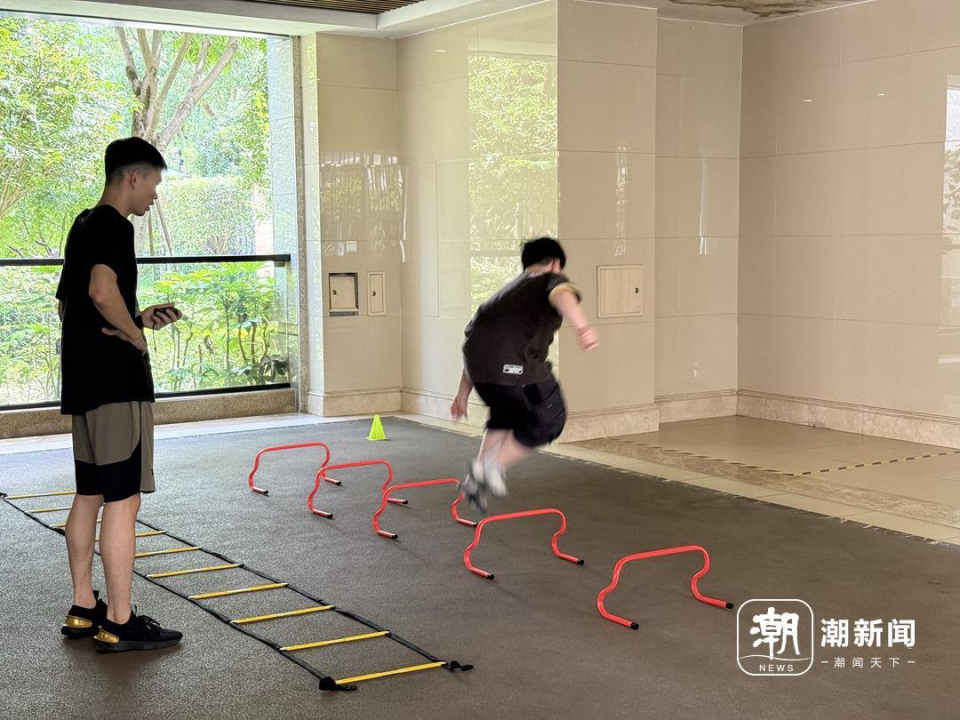 新模式, 外卖行业的, 阔服务光谱 新模式, 外卖行业的, 阔服务光谱