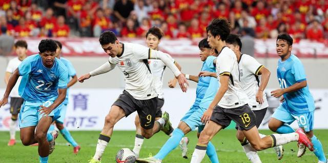 中国队不希, 鱼腩东帝汶