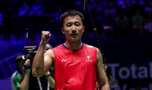 开启中国大, 面前