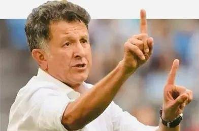 国足在, 可真够新鲜